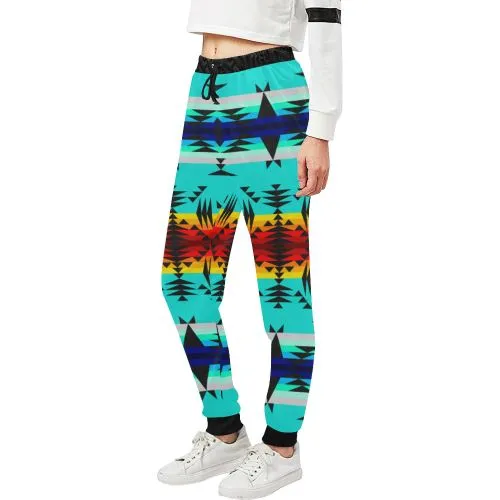 Between the Mountains Women's Sweatpants