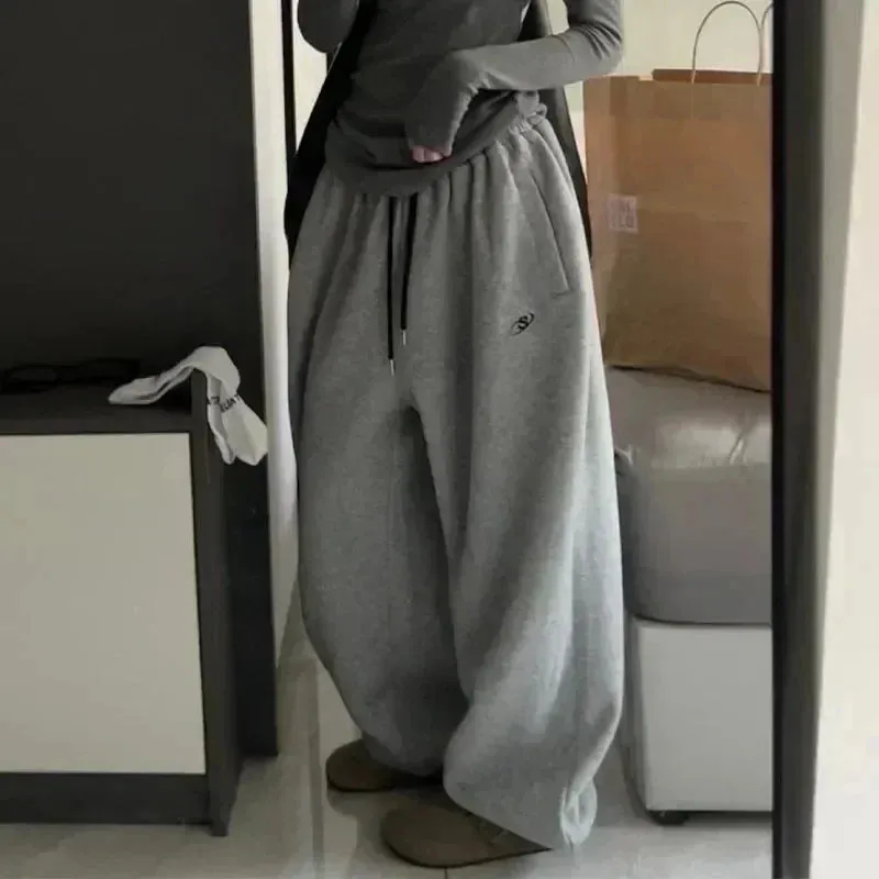 Bonnyshow Streetwear Fleece Sweatpants Women Oversized Joggers Harajuku Korean Thick Wide Leg Pants Winter Baggy Drawstring Trousers