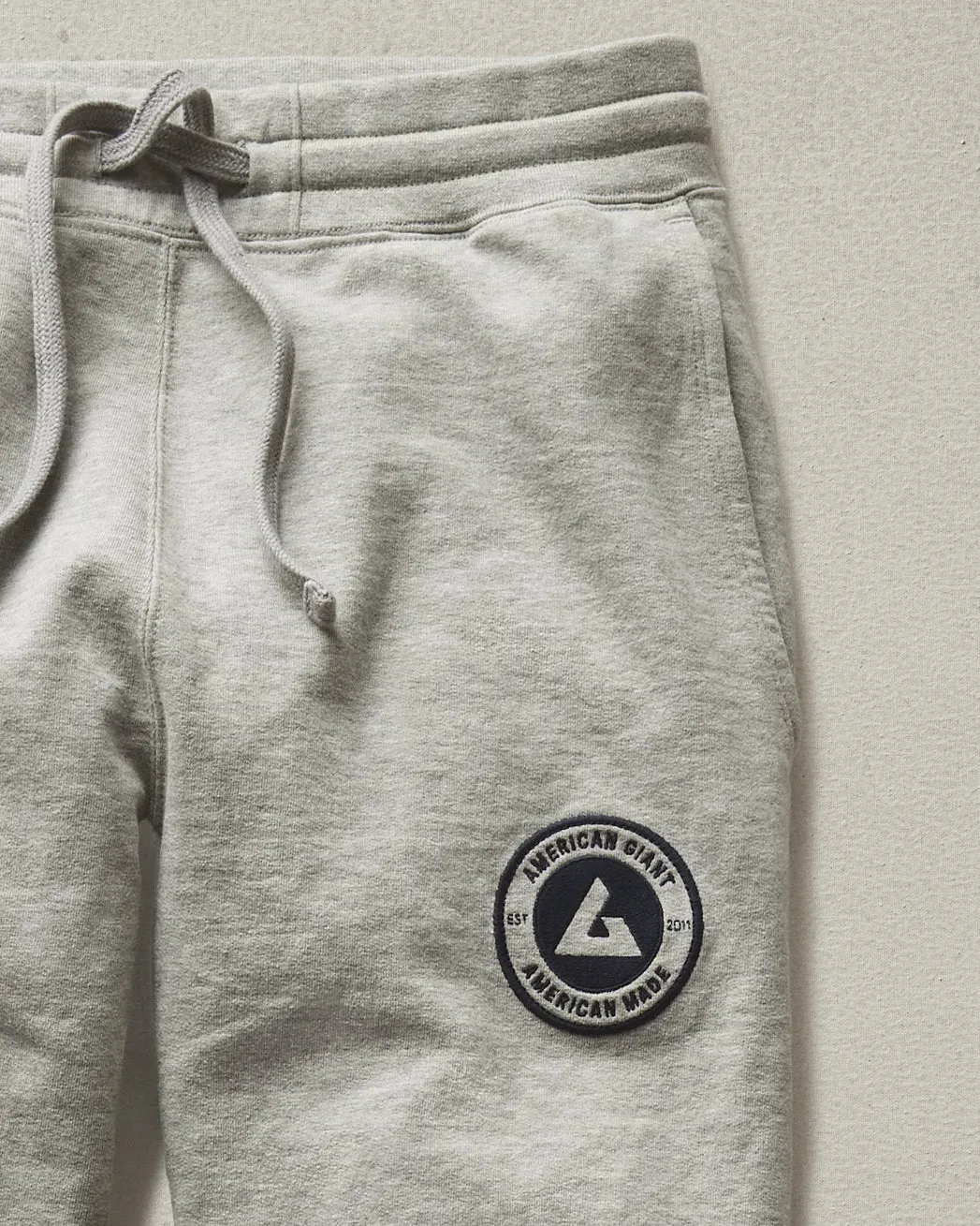 Classic Sweatpant - Collegiate Patch - Athletic Heather