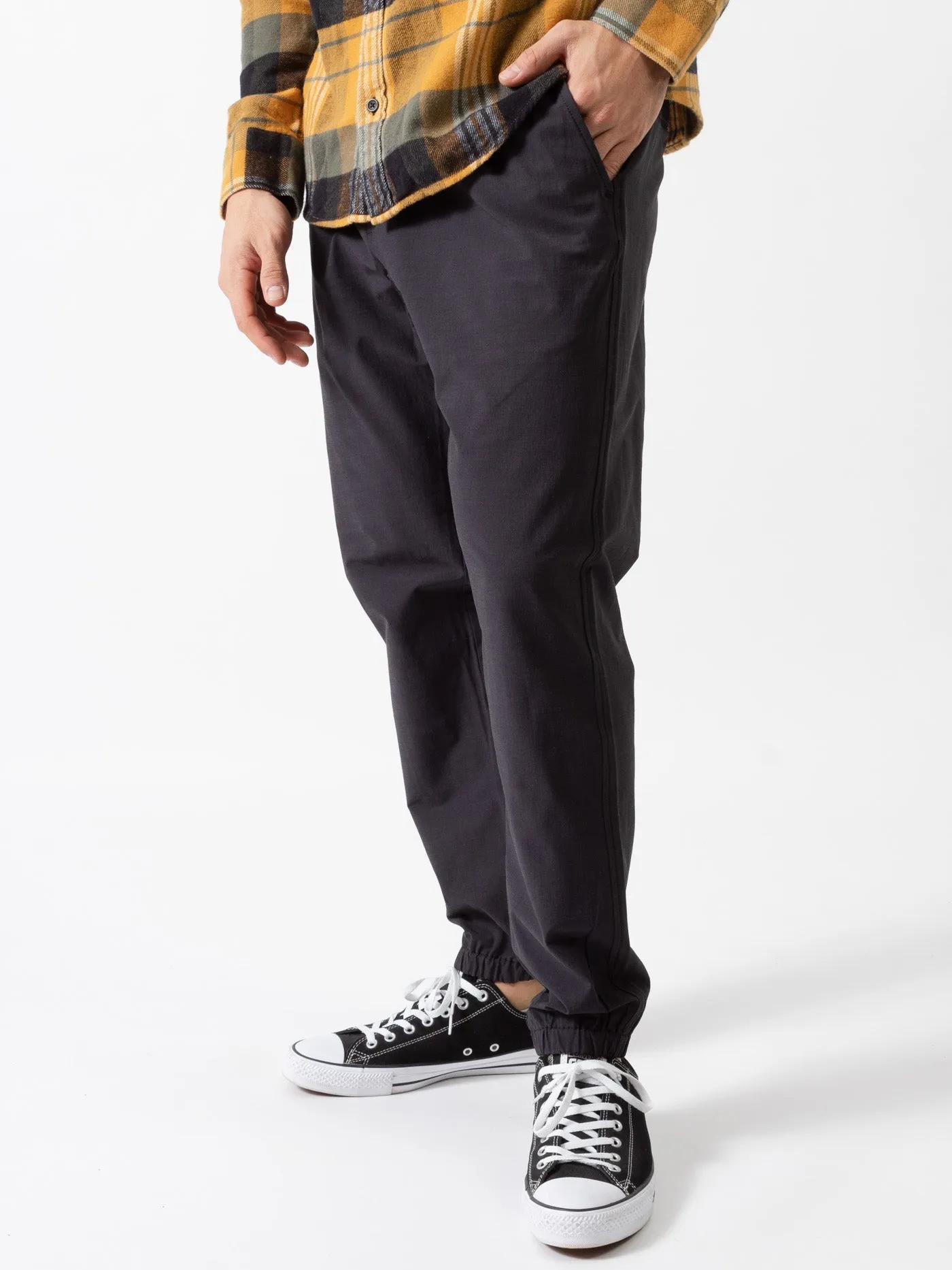 Daggers Elastic Tech Jogger Pants