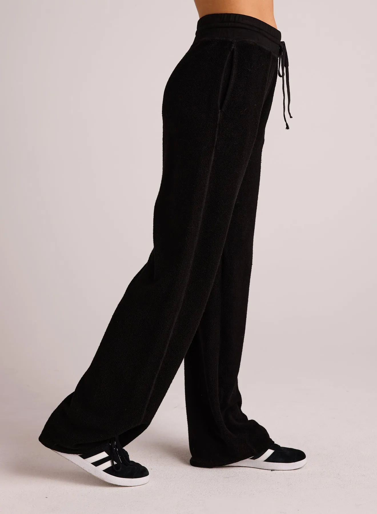 French Terry Wide Leg Sweatpant - Black