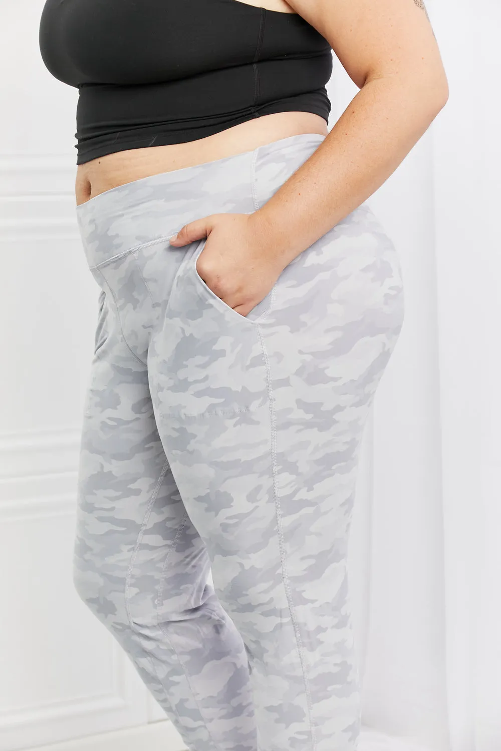 Leggings Depot On The Go Full Size Slim Fit Joggers