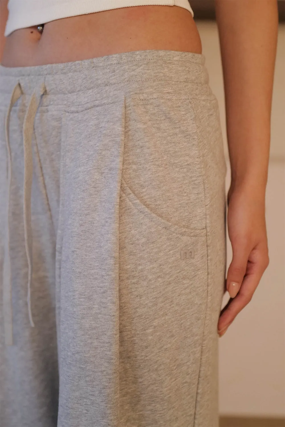 暖洋洋寬鬆抽繩長褲<br>Cozy Warmth Sweatpants