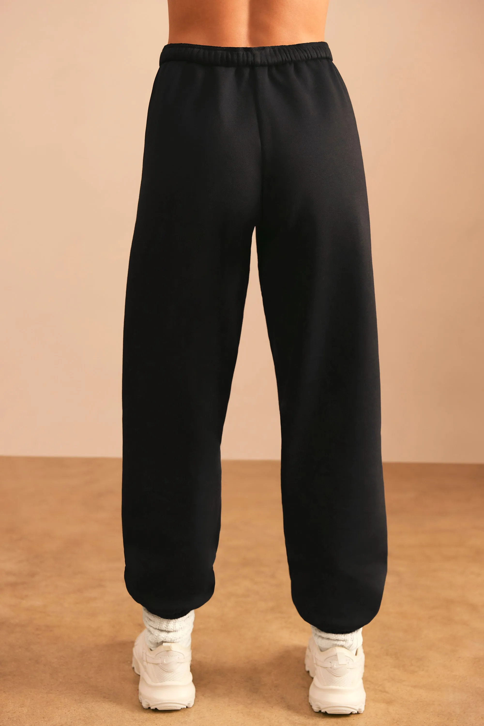 Petite Relaxed Fit Joggers in Black