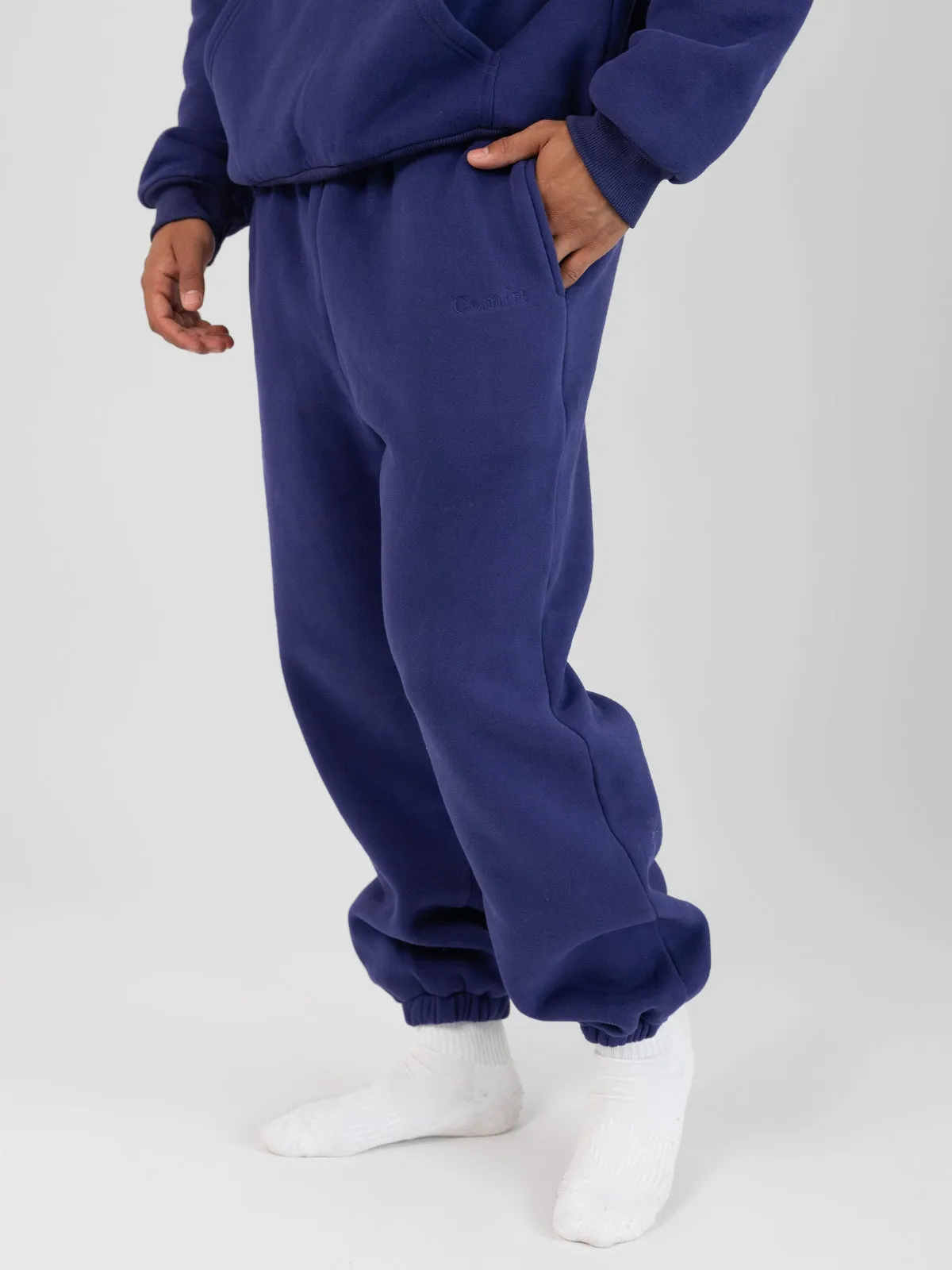 Signature Fit Sweatpants