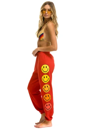 SMILEY SUNSET SWEATPANTS - RED