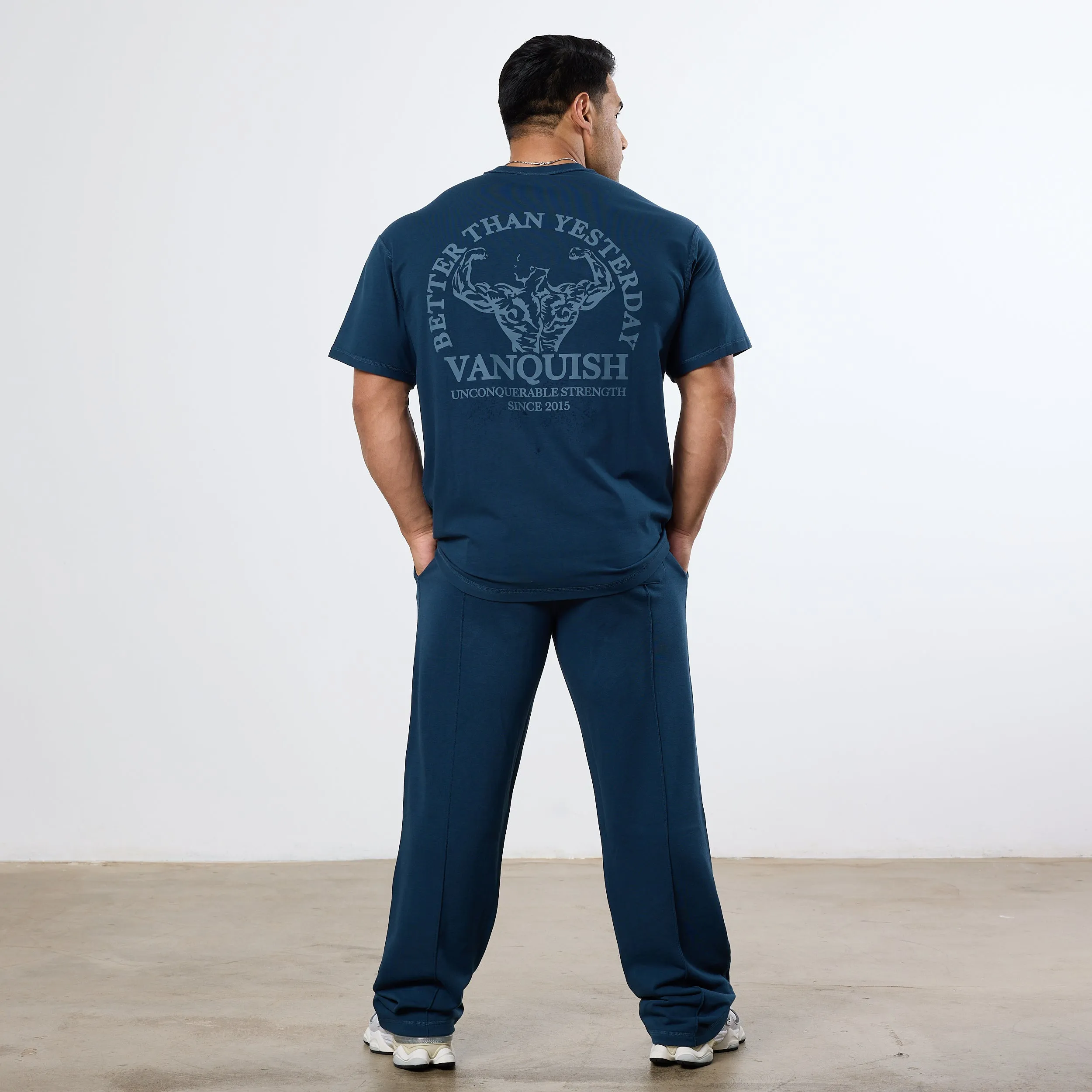 Vanquish Midnight Blue Unconquerable Strength Straight Leg Sweatpants